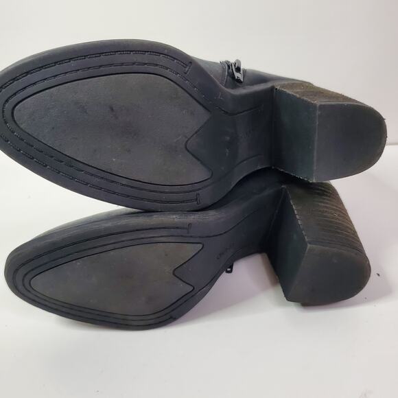 Lucky Brand Women's Size 7M Salza Black Leather Ankle Booties Block Cutout - Picture 4 of 10